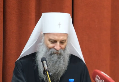 ПОРФИРИЈЕ ОТВОРИО НАУЧНИ СКУП НА БОГОСЛОВСКОМ ФАКУЛТЕТУ Истинито трајно Божје обећање цркви