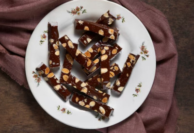 Мало другачије, а савршено! ПОСНЕ БАЈАДЕРЕ са кикирикијем које ће свака домаћица пожелети за славу