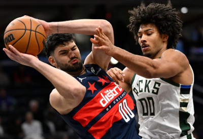 ВУКЧЕВИЋ ЈЕДНОЦИФРЕН У ПОБЕДИ „ЧАРОБЊАКА“: Дончић и Леброн предводили Лејкерсе