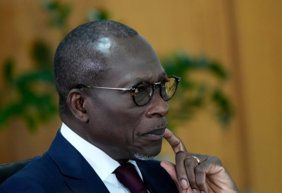 ПОКУШАН ВОЈНИ ПУЧ, ПРЕДСЕДНИК НА СИГУРНОМ, пучисти тврде УЗЕЛИ СМО НАЦИОНАЛНУ ТЕЛЕВИЗИЈУ!