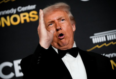 ТРАМП РАЗОЧАРАН ОДЛУКОМ ЗЕЛЕНСКОГ Русија би ПРИХВАТИЛА ДОГОВОР, а Зеленски НИЈЕ НИ ПРОЧИТАО ПРЕДЛОГ