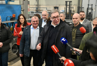 „КУРС ДИНАРА ЈЕ СТАБИЛАН“ Председник Вучић поручио: Није тачно да немамо довољно девиза, Србија има највеће девизне резерве и НАЈВИШЕ ЗЛАТА У СВОЈОЈ ИСТОРИЈИ