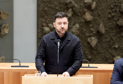 ЗЕЛЕНСКИ ДИЖЕ УЗБУНУ Кинеске очи на небу – руске ракете на земљи