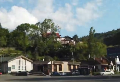 У НАЈЧУДНИЈЕМ СЕЛУ НА СВЕТУ ВРЕМЕ ЈЕ СТАЛО Заједница православних верника живи без телевизора, пушење, псовки И ПРАВЕ ЧУВЕНИ КИСЕЛИ КУПУС