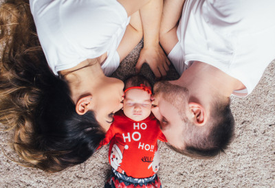 На кога беба личи? ГЕНЕТИКА ОТКРИВА КО ЗАПРАВО "ПОБЕЂУЈЕ" - МАМА ИЛИ ТАТА