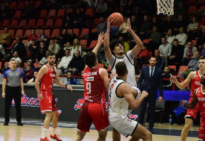 КОШАРКАШИ ВОЈВОДИНЕ БЕЗ СНАГЕ У ДРУГОМ ПОЛУВРЕМЕНУ Пораз од Борца у Бањалуци