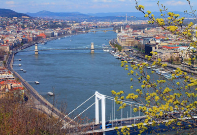 ОБЈАВЉЕНА ЛИСТА 10 НАЈПРЉАВИЈИХ ГРАДОВА НА СВЕТУ Прво место је велико изненађење ОВАЈ ГРАД У КОМШИЛУКУ ДОБИО ЈЕ ПОРАЖАВАЈУЋУ ОЦЕНУ