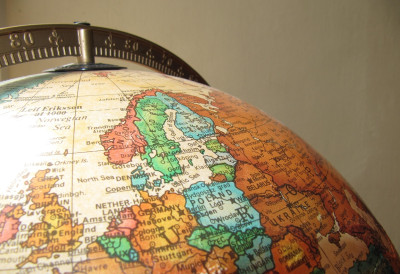 ОВЕ ЗЕМЉЕ НИКАДА НИСУ ПРОГЛАСИЛЕ ПРЕСТОНИЦУ Једна уживала у благостању захваљујући птичјем измету, друга и даље важи за Елдорадо