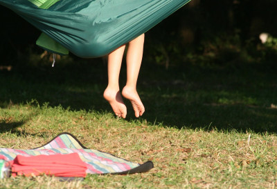 САВЕТИ ЗА НЕЖНА СТОПАЛА Ово су домаћи а јефтини трикови за испуцале пете, курје око и гљивице РЕШИТЕ ПРОБЛЕМЕ ОЧАС ПОСЛА