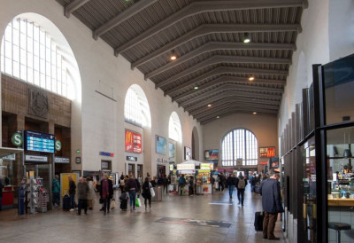 ДРАМА У ШТУТГАРТУ: Железничка станица евакуисана ПРОНАЂЕН СУМЊИВИ ПРЕДМЕТ