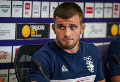 АЛЕКСАНДАР КОМАРОВ НАЈБОЉИ РВАЧ СВЕТА: Српски зет је број 1 у грчко-римском стилу - без обзира на тежинску категорију!