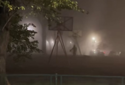 СНИМАК КОЈИ ЈЕ ОДУШЕВИО СРБИЈУ Густа магла, ледена температура, а једна усамљена фигура игра кошарку ДА ЛИ ЈЕ ОВО НЕКИ НОВИ НИКОЛА ЈОКИЋ? (ВИДЕО)