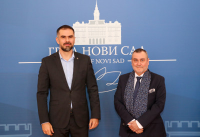 ГРАДОНАЧЕЛНИК МИЋИН ПРИМИО АМБАСАДОРА ШПАНИЈЕ АПАРИСИЈА Интензивирање и формализовање братских односа Новог Сада са неким од шпанских градова отворило би нове могућности сарадње