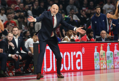 ОБРАДОВИЋ ПОСЛЕ ПОБЕДЕ НАД ВИРТУСОМ: "Имали смо проблема - Славим данас, честитам свима, да завршимо, да одем на ракијцу"