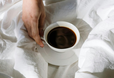 КАКВУ КАФУ ПИЈЕТЕ - ЦРНУ БЕЗ ШЕЋЕРА Ако је то и ваш одговор, онда вероватно можете да се похвалите ОВИМ ОСОБИНАМА Проверите, прилично је занимљиво