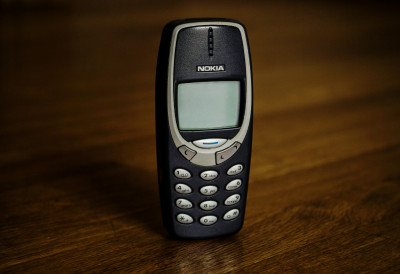 ИМАТЕ У КУЋИ ЧУВЕНУ НОКИЈУ 3310? МОЖЕТЕ ДА ЗАРАДИТЕ! Ево зашто су ПОНОВО ПОПУЛАРНЕ И ЗА КОЛИКО МОЖЕТЕ ДА ИХ ПРОДАТЕ