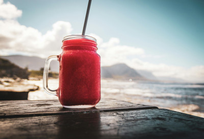 Најбољи природни аналгетик! ЈЕДНА ЧАША СОКА ОВОГ ВОЋА УБЛАЖАВА БОЛ У ЗГЛОБОВИМА Плус, спаваћете као бебе