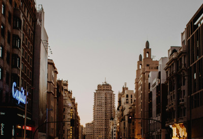 Шпањолке постале пробирљиве? БРОЈ САМАЦА ДОСТИГАО РЕКОРДНИХ 1,2 МИЛИОНА Бројке су баш ДРАМАТИЧНЕ Најгора ситуација код Шпанаца од 25 до 45 година!