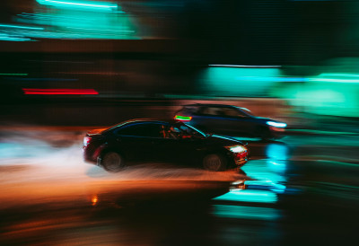 За воланом ОВИХ „АЖДАЈА“ на четири точка седе НАЈБАХАТИЈИ ВОЗАЧИ Ево ко је све на „лошем гласу“ и жмигавац им тешко да дају!