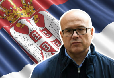 ИЗМЕЂУ ДВЕ ВАТРЕ НА ВРУЋОЈ ГЕОПОЛИТИЧКОЈ СЦЕНИ СРБИЈА ЈЕ ЖРТВА! У тешким временима треба остати јединствен, послата важна порука лидера СНС Вучевића