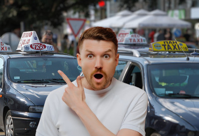 "ТРАЖИЛА ЈЕ ДА ЈЕ ВОЗИМ ОД МЕРКАТОРА ДО ПРОМЕНАДЕ" Новосадски таксиста за "Дневник" о невероватним искуствима "ЗАПУЦАО ЈЕ У СРЕД ВОЖЊЕ"