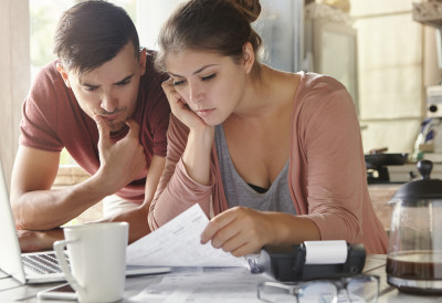 ДА ЛИ НАС ЧЕКА СКОК РАТА КРЕДИТА ЗБОГ КУРСА ЕВРА Паника или реалан разлог за страх?