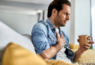 Није храна, а није ни стрес! ОВА ЈУТАРЊА НАВИКА СТОЈИ ИЗА ЧАК 90% СРАЧНИХ УДАРА