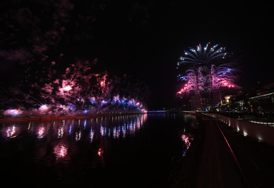(ВИДЕО/ФОТО) КАКО СУ БЕОГРАЂАНИ И ЊИХОВИ ГОСТИ УШЛИ У НОВУ ГОДИНУ  Раскошан светлосно-пиротехнички спектакл ПОГЛЕДАЈТЕ ВЕЛИЧАНСТВЕНИ ВАТРОМЕТ