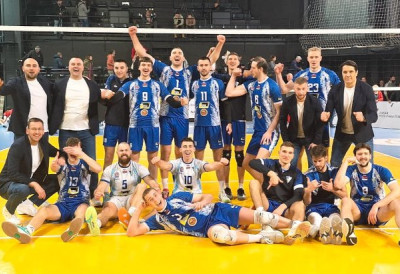 СУБОТИЧАНИ СЕ ДИГЛИ ИЗ ПЕПЕЛА: Срушили шампиона након великог преокрета у „Дудовој шуми“