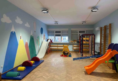 СТИГЛА НОВА РАСВЕТА ЗА ВРТИЋ У БАЧКОМ ПЕТРОВЦУ Смањиће се издаци за електричну енергију и одржавање