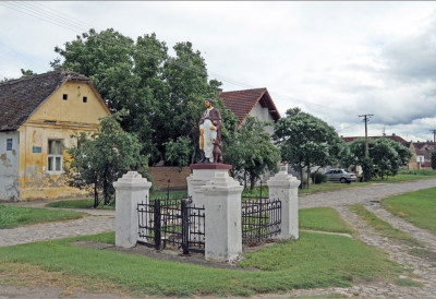 ЗАВИЧАЈНИ ХРОНИЧАР МИЛАН СТЕПАНОВИЋ ПРЕДСТАВЉА НОВУ КЊИГУ Не пропустите да узмете примерак Монографије о берешким Шокцима