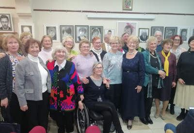 Креативност не зна за године ОТВОРЕНА ЧЕТВРТА САМОСТАЛНА ИЗЛОЖБА НЕДЕЉКЕ РЕЉИН У ЗРЕЊАНИНСКОМ КЛУБУ ЗА СТАРА И ОДРАСЛА ЛИЦА