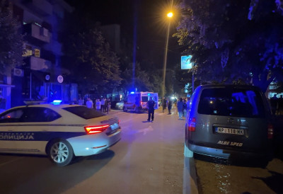 УКРАДЕНА ВЕЋА КОЛИЧИНА НОВЦА Неколико мушкараца окружило и напало кинеског држављанина у центру Новог Пазара