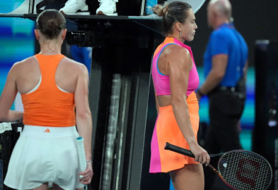 ”НЕМА РУКОВАЊА, ОК ПОШТУЈЕМ ТО” Сабаленка: То траје већ дуго