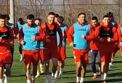 ЛАГАНИ ФУТИНГ ПА ПРИПРЕМА ЗА УТАКМИЦУ Нема предаха за Тањгине пулене у Анталији (ВИДЕО)