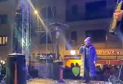 Због напада на Ану Бекуту! ПРИВЕДЕНА 4 ОСУМЊИЧЕНА ЛИЦА Гађали певачицу леденицама и грудвама