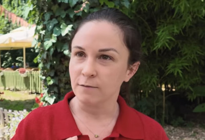 (ВИДЕО) „Никад се нећу вратити“ КАНАЂАНКА СА СУПРУГОМ „ПРЕЛОМИЛА“ И ДОШЛА У СРБИЈУ: Овде сам добила оно што код куће никад не бих доживела!