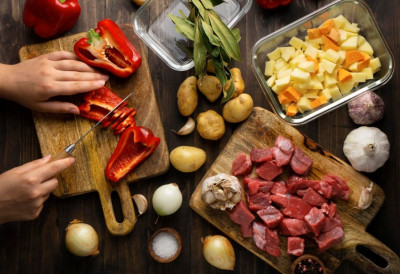 Срби их једу свакoдневно! ОВЕ 4 НАМИРНИЦЕ МОРАЈУ ОДМАХ НАПОЉЕ ИЗ КУЋЕ ако желите да доживите 100 година СТРУЧЊАК за дуговечност упозорава