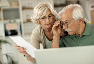 МИТ О ШВЕДСКОJ ПУКАО! Један од 10 пензионера живи на ивици беде, а жене плаћају највише цену неједнакости