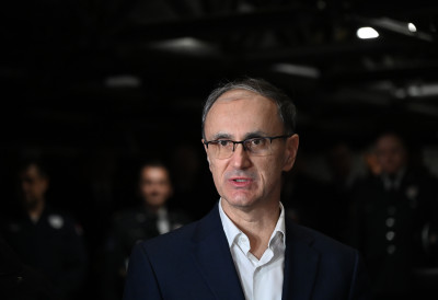 ОГЛАСИО СЕ СРПСКИ ПРЕМИЈЕР ПОВОДОМ АМЕРИЧКЕ ОДЛУКЕ О НИС-у „Србија зна да заштити своје националне интересе“