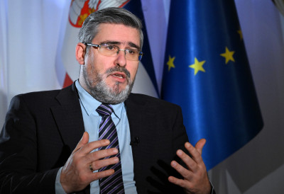 НАШЕ ЦРВЕНЕ ЛИНИЈЕ СУ ЈАСНЕ, НЕЋЕ БИТИ НИКАКВИХ ПРОМЕНА Министар Старовић: "Спољна политика Србије заснована је на чврстим принципима