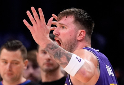 (ВИДЕО) ПОКУШАО ДА НАПАДНЕ ДОНЧИЋА! Шрудеру стигла казна – суспензија