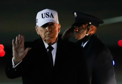 ВИШЕ НИ НЕБО НИЈЕ ГРАНИЦА републикански конгресмен представио закон који Трампу даје ОВЛАШЋЕЊА ЗА ПРЕУЗИМАЊЕ ГРЕНЛАНДА