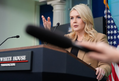 ПРЕДСЕДНИК САД БДИ НАД ИРАНЦИМА Бела кућа тврди да је Иран отказао 800 погубљења након упозорења Трампа ЗАПРЕЋЕНО ТЕШКИМ ПОСЛЕДИЦАМА АКО НАСТАВЕ