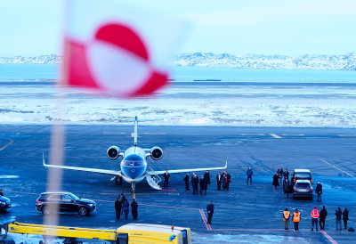ДАНЦИ ШАЉУ СОВЈЕТСКУ КРСТАРИЦУ НА ГРЕНЛАНД Плутајућа касарна уместо хотела ЗА ВОЈНИКЕ