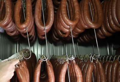 ДВА ДАНА ГАСТРОНОМСКОГ СПЕКТАКЛА Сајам пеглане кобасице за викенд у Пироту