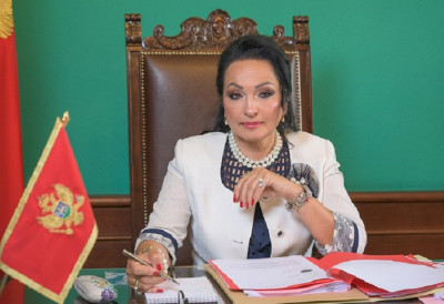 ОД КУЋНИХ МЕРА ДО ЗАТВОРА: СДТ пооштрава однос према Весни Меденици