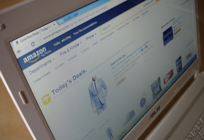 АМАЗОН ПОТВРДИО ЧАК 16.000 ОТКАЗА! Запослени преко ГРЕШКОМ ПОСЛАТОГ МЕЈЛА сазнали да ће бити отпуштања