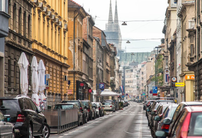 (ФОТО/ВИДЕО) ОБРУШИО СЕ ДЕО ФАСАДЕ ЗГРАДЕ Драма у центру Загреба ВАТРОГАСЦИ НА ТЕРЕНУ