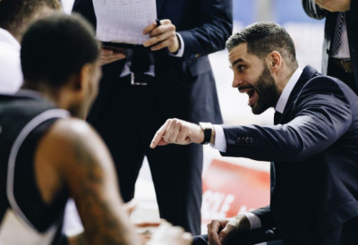 АЛИМПИЈЕВИЋ ДОЖИВЕО ПРВИ ПОРАЗ: Фенер зауставио Бешикташ након 13 узастопних победа